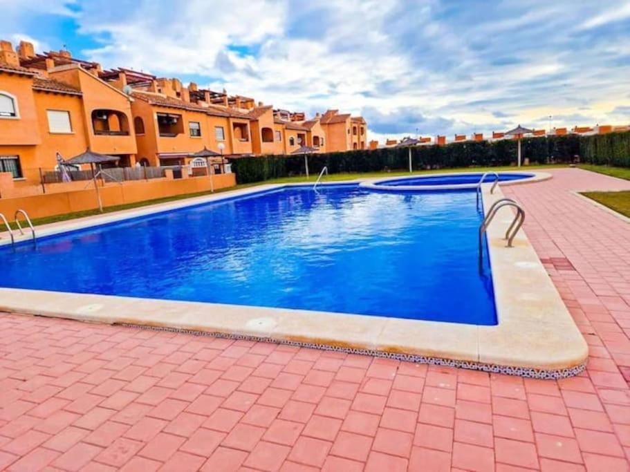 2Bdr Apartment Торрев'єха Екстер'єр фото