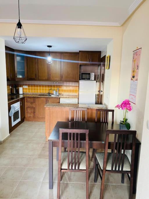 2Bdr Apartment Торрев'єха Екстер'єр фото